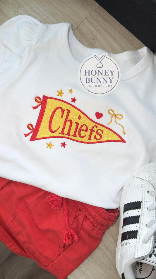 Chiefs Glitter Pennant Girls Ruffle Tee