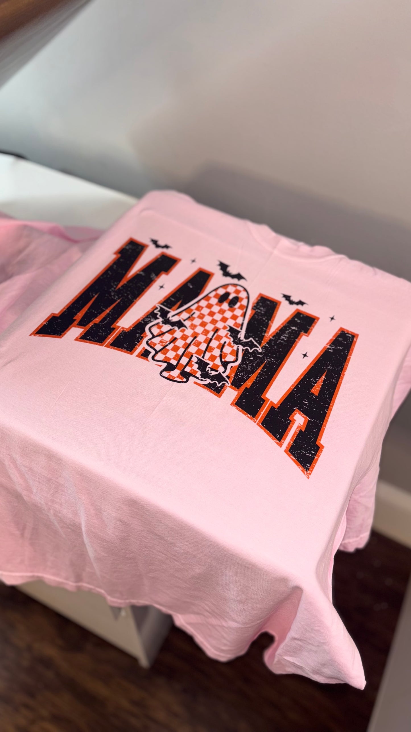 Checkered Ghost Mama tee